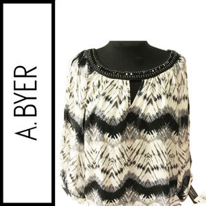 ⚡️ flash sale ⚡️ Cold shoulder top